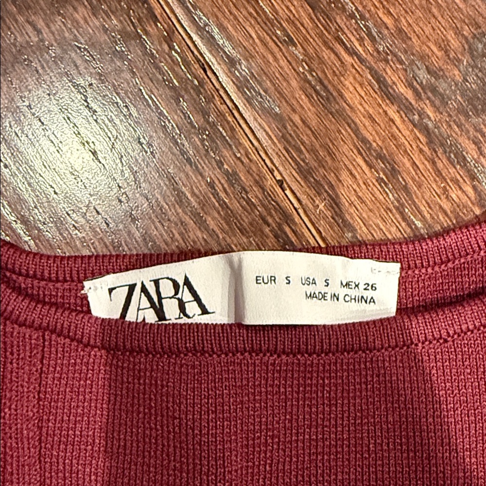 Zara Burgundy Square-Neck Crop Top - Picture 2 of 5